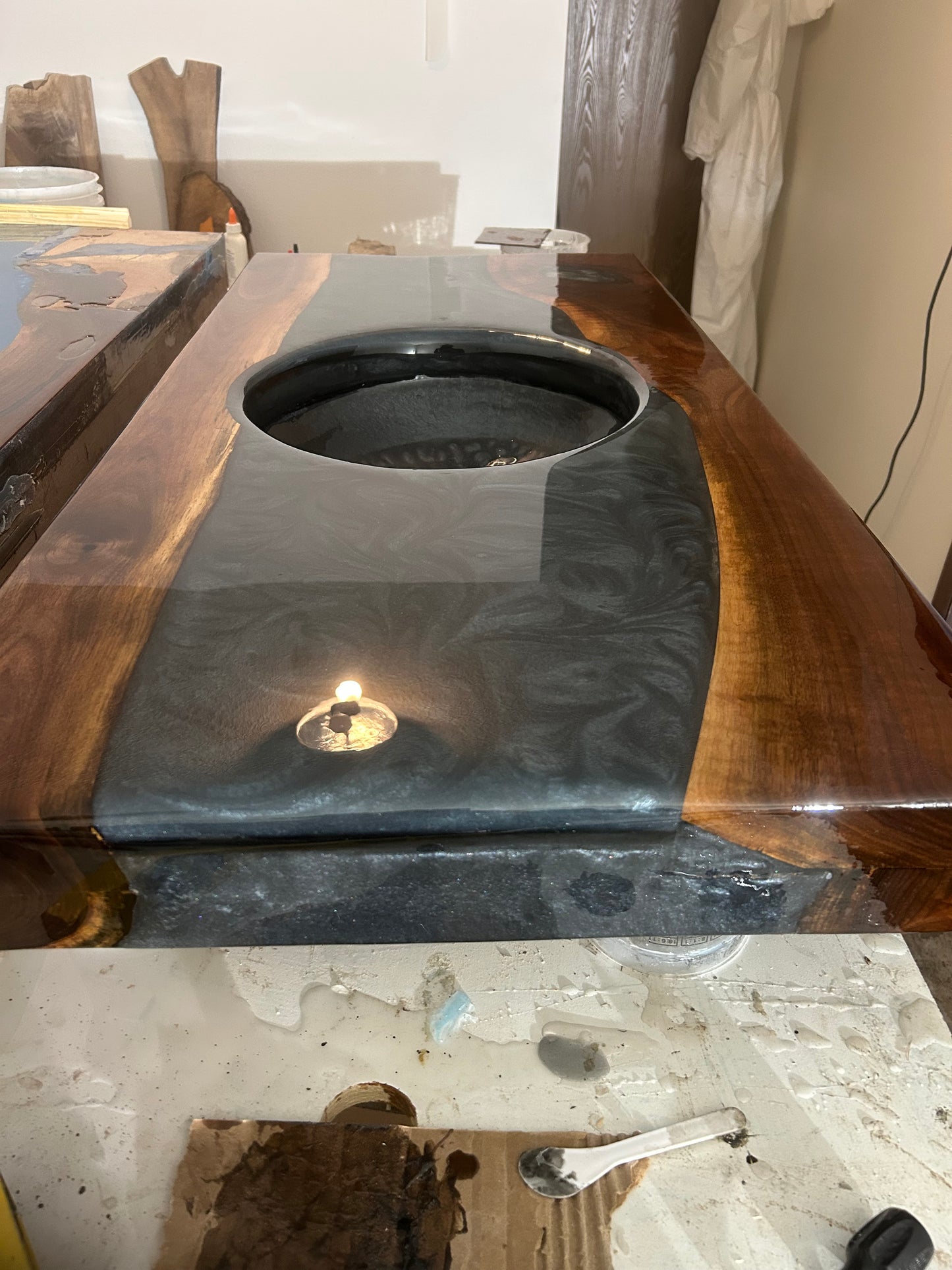 Live Edge River Resin Sink, Epoxy Resin & Wood Sink Vanity